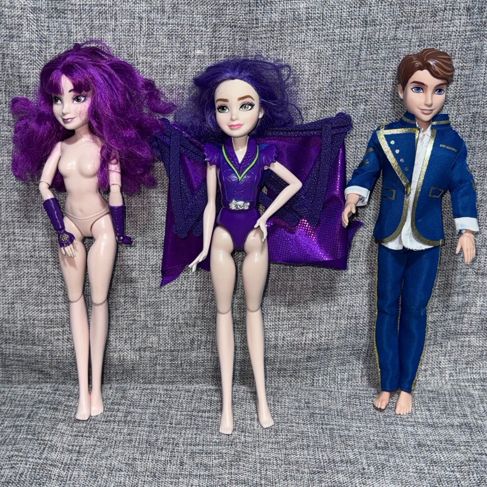 Disney Descendants Doll Lot Mal Dragon Queen King Ben 3pc